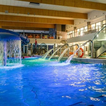 "W Zdroju" - Apartament Cieplice, Aquapark, 耶莱尼亚古拉 外观 照片